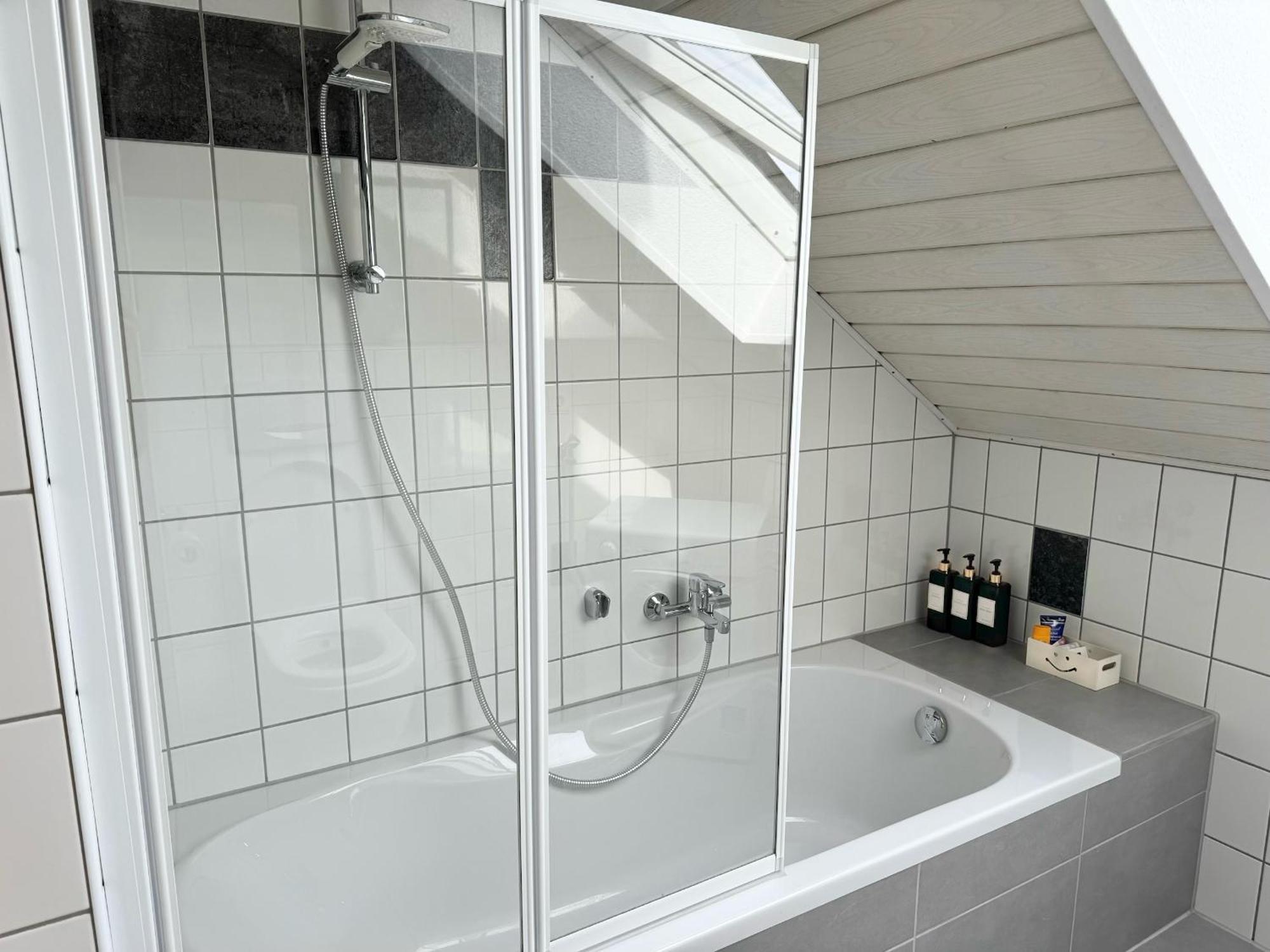 Uelger Apartment ฟุลเลนดอร์ฟ ภายนอก รูปภาพ